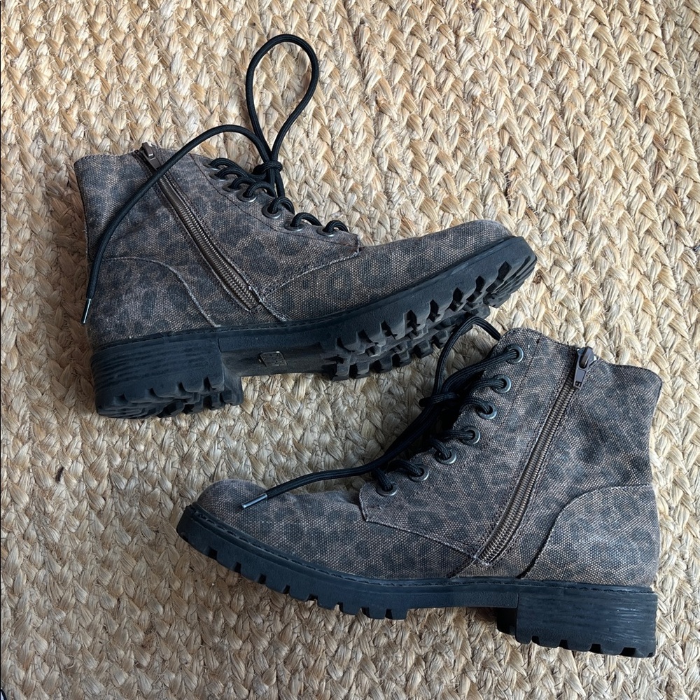 Blowfish Malibu Animal Print Zip Combat Boots - Picture 3 of 9